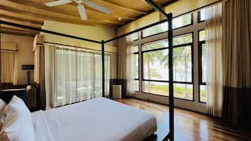 5 bedrooms, in-room safe, iron/ironing board, free WiFi