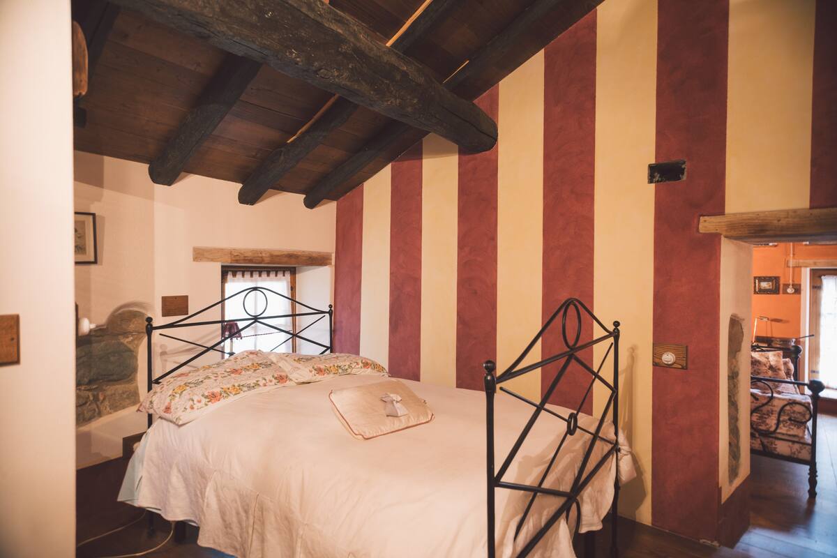 Romantic Suite, 1 Bedroom, Terrace, River View (Suite del Mulino)