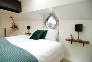 1 bedroom, soundproofing, iron/ironing board, free WiFi