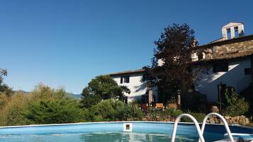 Piscina all'aperto