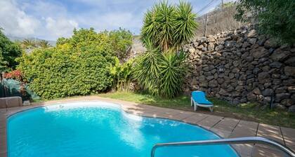 Charmante Casita mit privatem Pool und Garten im grünen Malpais de Ca