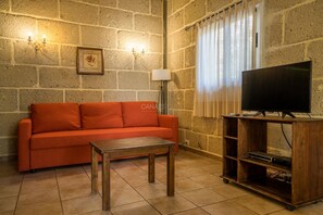 TV - Secluded Casita in Sunny Southeast with Private Pool, Terrace and Barb (Candelaria)