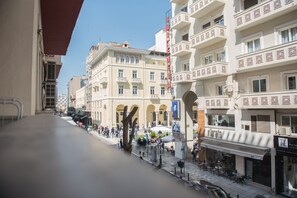 City Studio, 1 King Bed | City view - Nephele Studios by halu! Apartments (Thessaloniki)