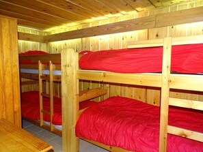 3 bedrooms - single storey apartment at the foot of the slopes (Ax-les-Thermes)