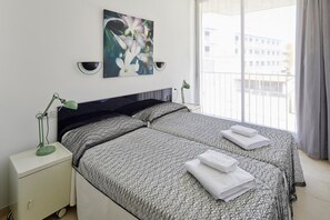 3 camere, ferro/asse da stiro