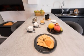 Dining - The Apartment-Trastevere (Roma)