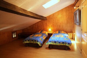 5 dormitorios, tabla de planchar con plancha, wifi