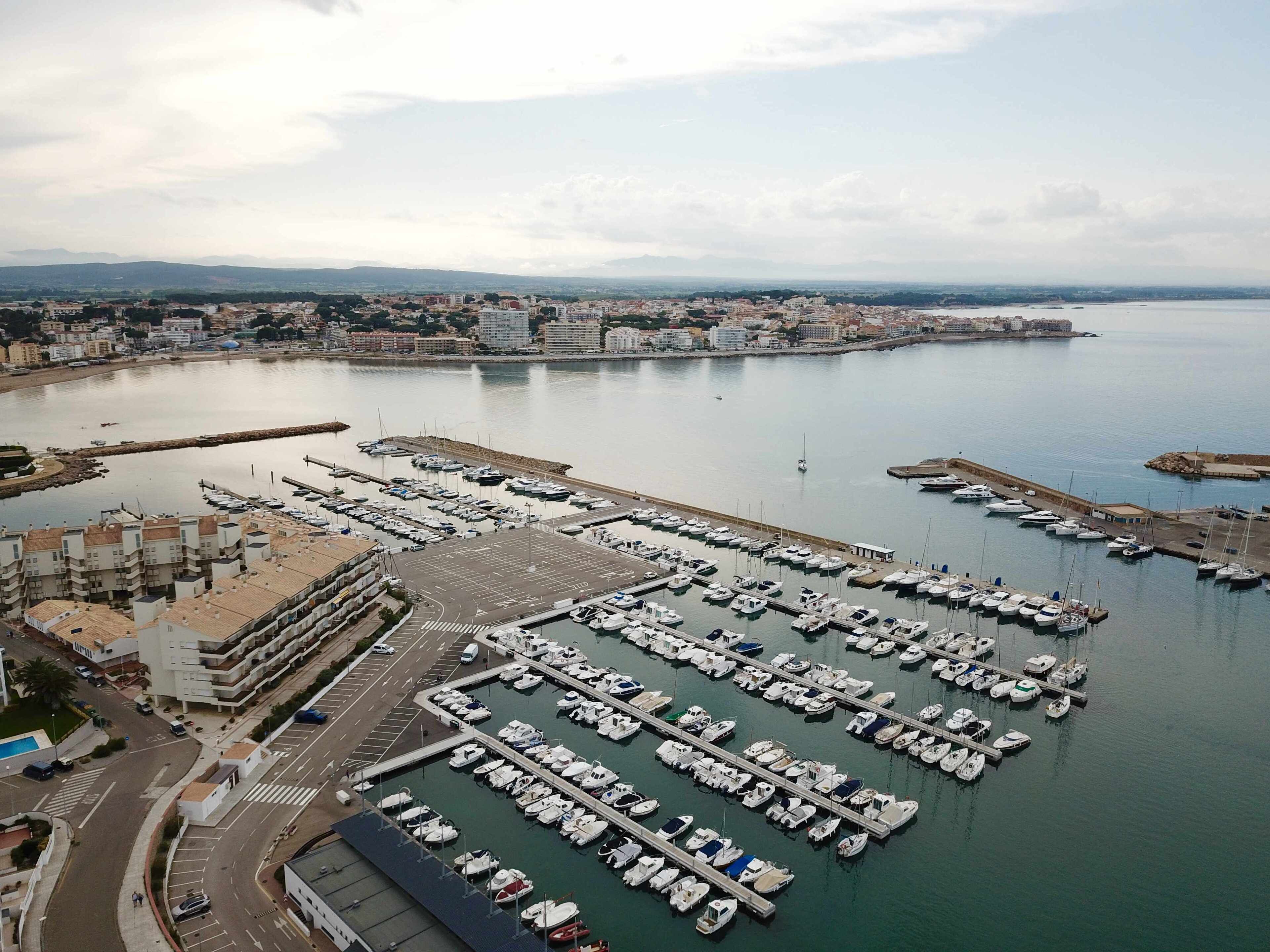 Puerto deportivo