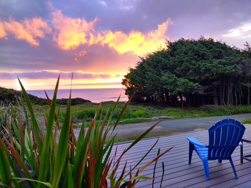 Tide Walk~ Ocean View Yachats