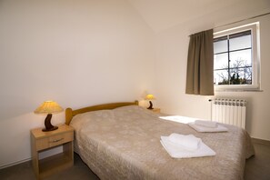 2 Schlafzimmer, Bügeleisen/Bügelbrett, WLAN, Bettwäsche