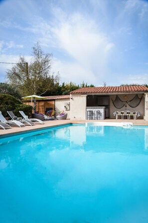 Piscine extérieure