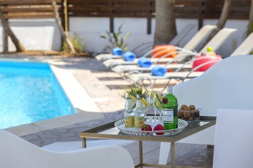 A 3 bedroom detached villa located in the upcoming area called Ayia Thekla.