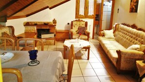 Family Penthouse | Living area | TV - Kostis Hause (Kalabaka)