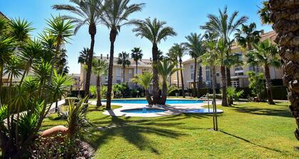 Beautiful Spacious Penthouse Sleeps 6