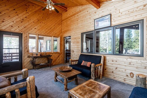 Huge 3-bedroom home just 1 minute from Yellowstone. Legacy West