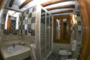 Shower, bidet, towels, soap