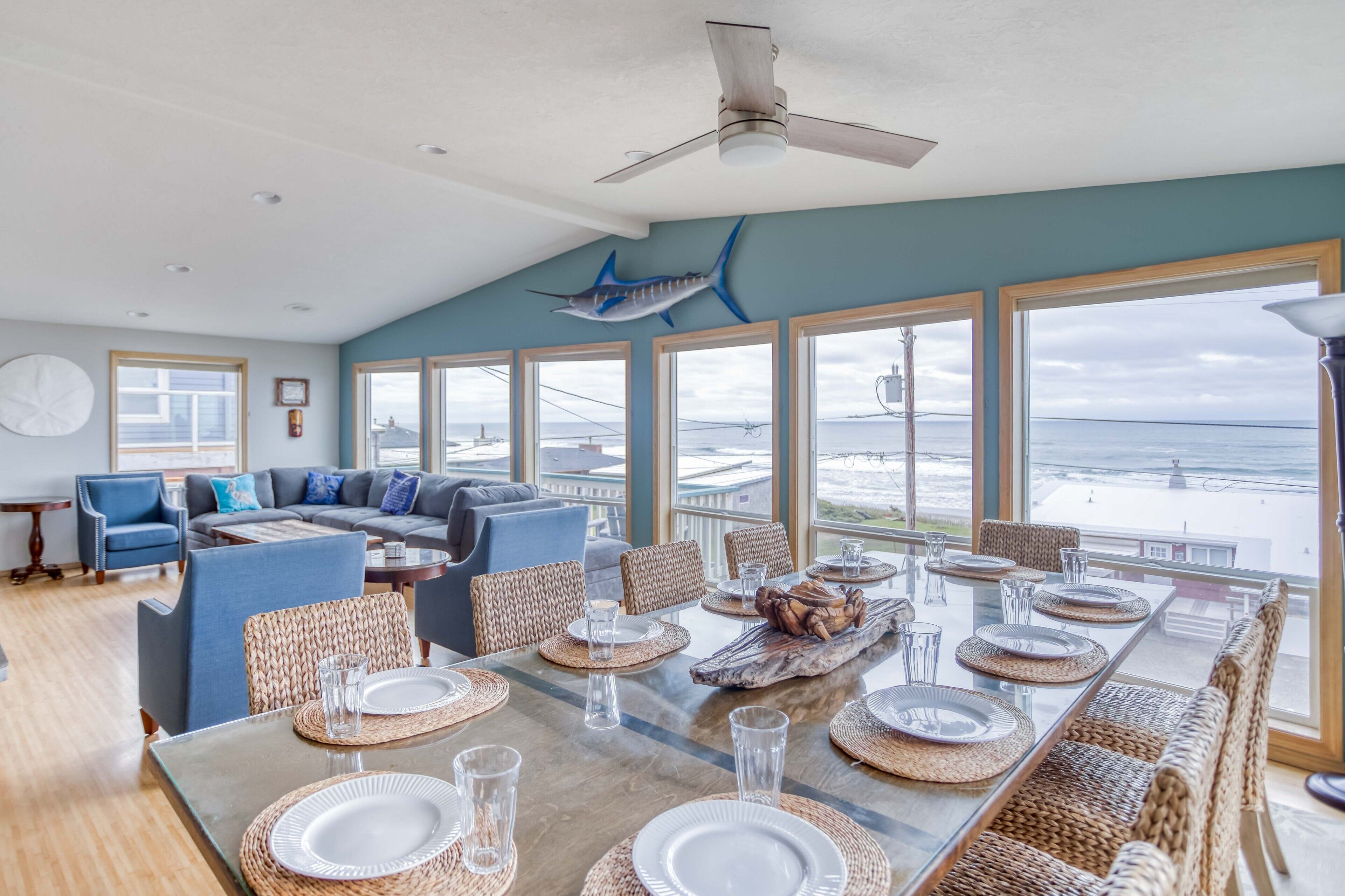 Island Time! Panoramic Ocean Views, Steps from Beach, With Hot Tub