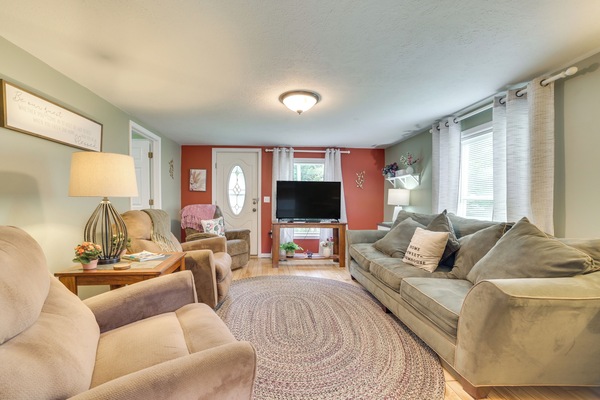 Fife Lake Vacation Rental | 3BR | 1BA | 1,500 Sq Ft | 2 Steps Required