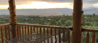 Belle cabine niché dans les montagnes de l'Utah situé dans Pine Creek Resort