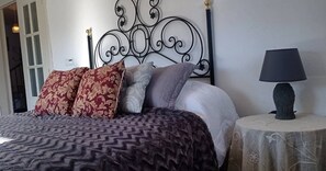 5 chambres, literie fournie