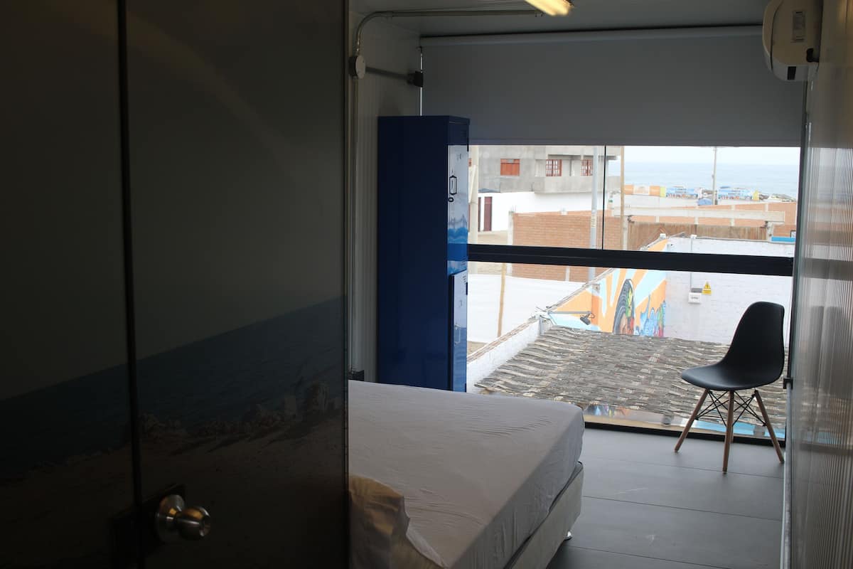 Kamar Double Comfort, 1 Tempat Tidur Double | Ruang kerja ramah laptop, tirai kedap cahaya, dan Wi-Fi gratis