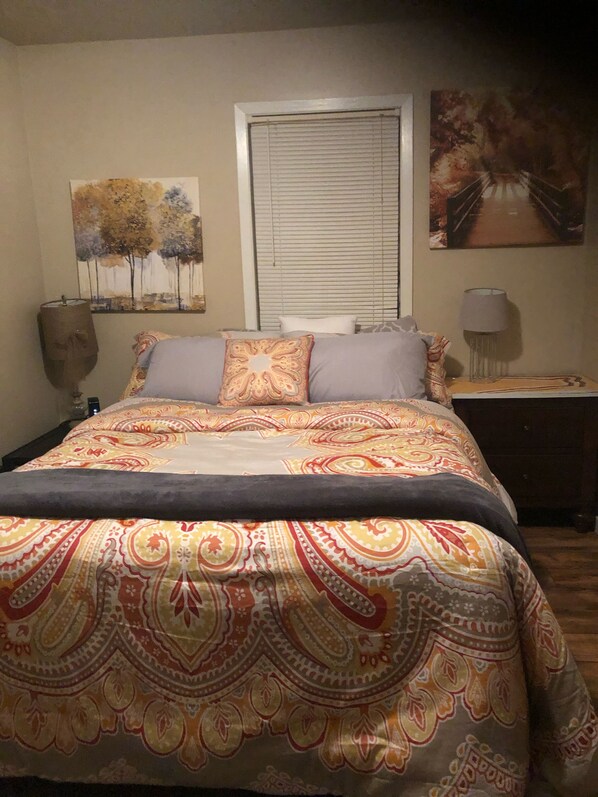 4 Schlafzimmer, Zimmersafe, Bügeleisen/Bügelbrett, kostenloses WLAN