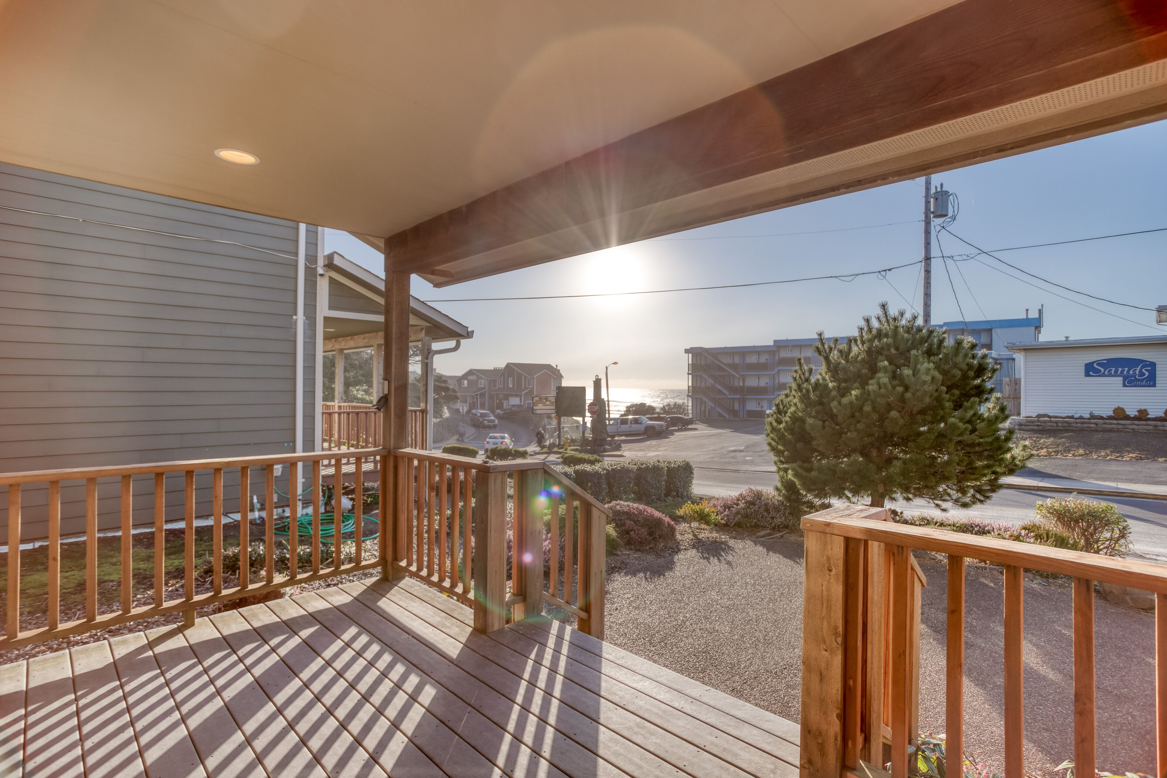 Magnificent Home Featuring 4 MASTER SUITES and Incredible Ocean Views!