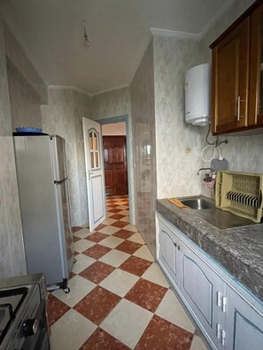 Family Apartment | Private kitchen | Fridge, microwave, oven, stovetop - Maison De Vacances (Tangier)
