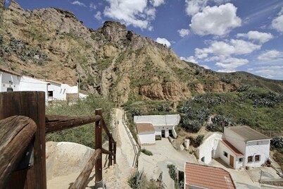 Cueva Alcazar Gorafe
