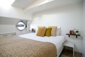 1 chambre, fer et planche à repasser, Wi-Fi gratuit, draps fournis