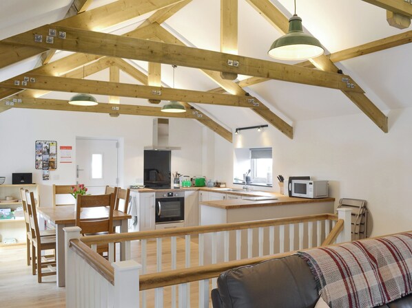 Unclassified image, 1 of 20, button - 2 bedroom accommodation in Trewellard, near St Just (Trewellard, near St Just)