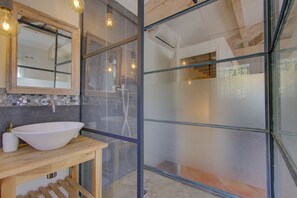 Bathtub, hair dryer - Villa with private pool, Clansayes – Drôme Provençale (Clansayes)
