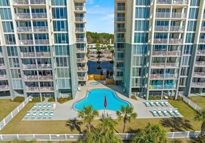 Exterior - Oceanfront condo in Panama City Beach, REMODELED 3BR, ideal for 10 guests. (Panama City Beach)
