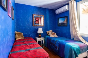 3 quartos, Wi-Fi de cortesia, roupa de cama