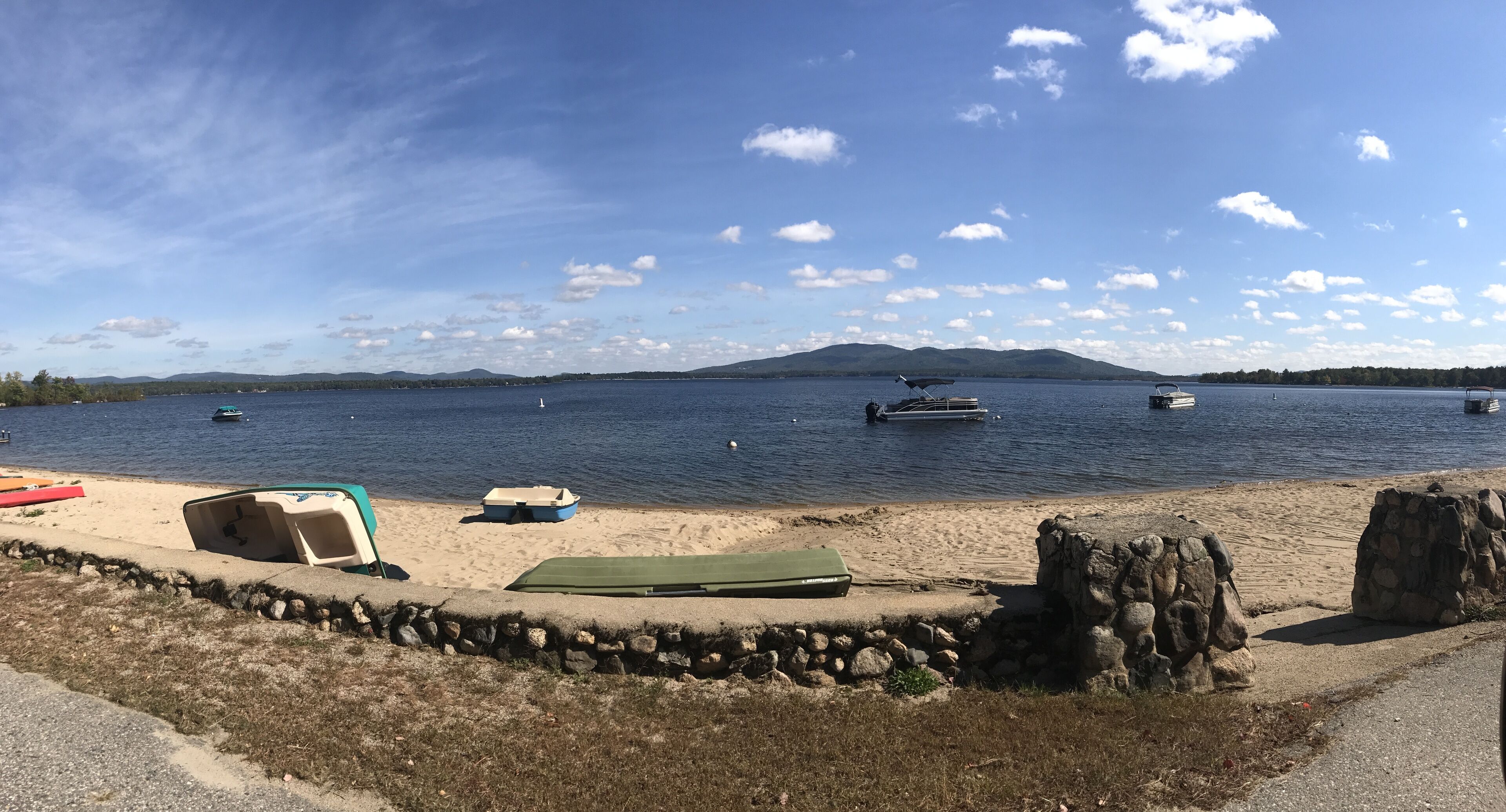 Spacious lakefront condo with beach - availability Aug 12-19, 2024!