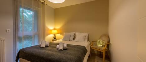 8 chambres, fer et planche Ă repasser, Wi-Fi gratuit, draps fournis