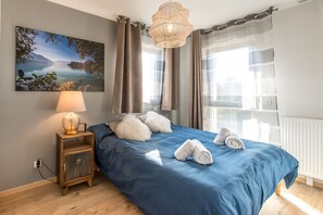 8 chambres, fer et planche à repasser, accès au Wi-Fi (inclus)