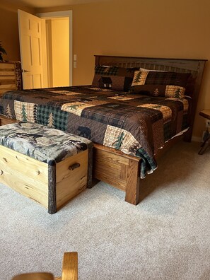 3 chambres, bureau, lit de bébé portatif, accès au Wi-Fi (inclus)