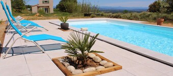 Gorges de l'Ardèche - Gite 4/6 pers + private pool on wooded park and garrigue