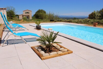 Gorges de l'Ardèche - Gite 4/6 pers + private pool on wooded park and garrigue