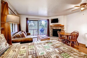 1 camera, accesso a Internet, lenzuola