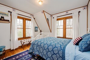 8 chambres, bureau, accĂšs au Wi-Fi (inclus), literie fournie