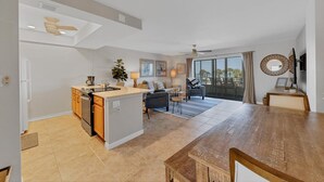 Interior - Horizons West #105 is a Beautiful Gulf Front 1 Br, 1 Ba Condo on Siesta Key, #1 Beach In The Usa! (Sarasota)