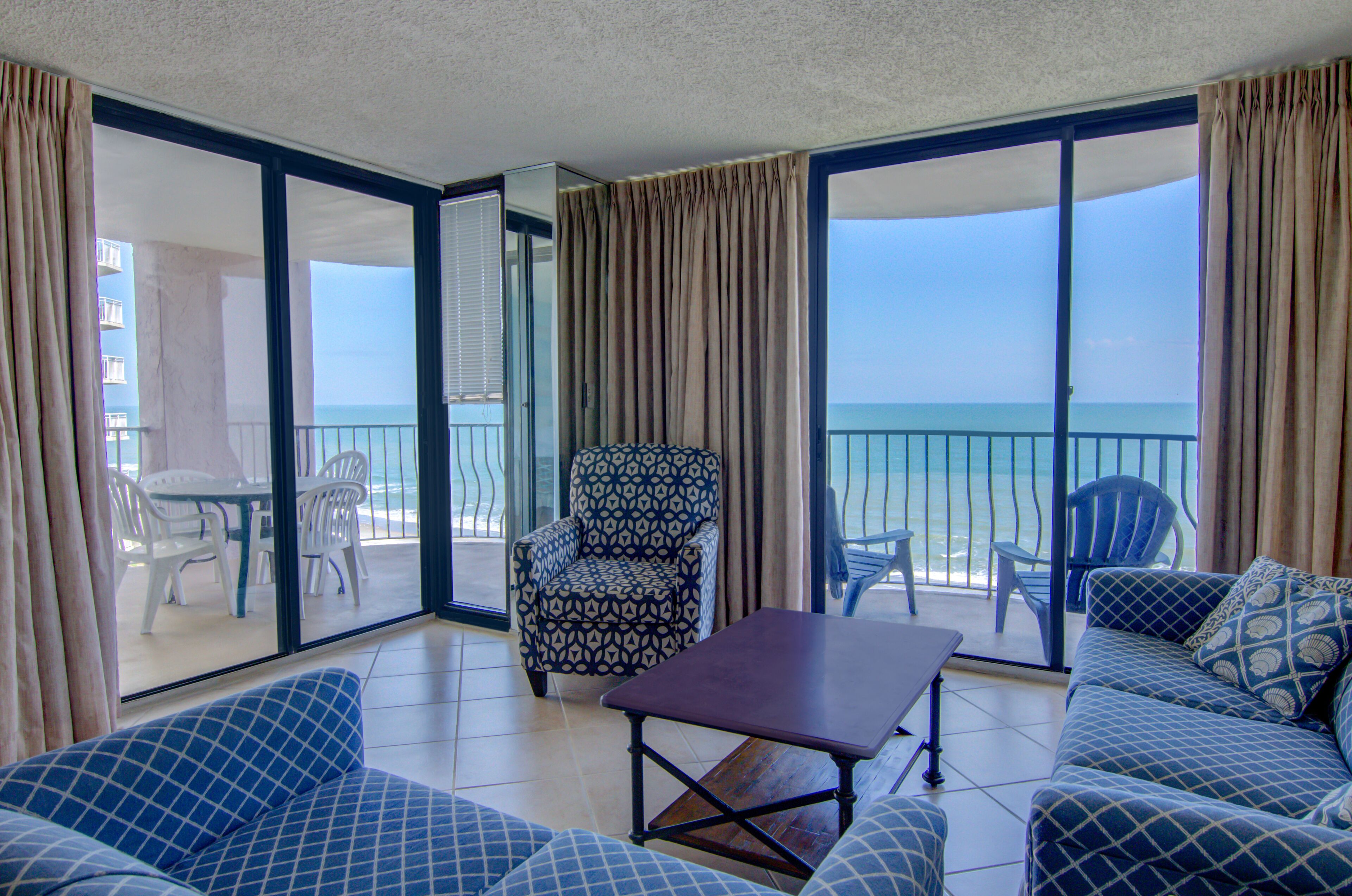 Oceanfront 3 Bedroom w/ an Incredible View + Official On-Site Rental Privileges