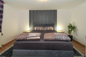 2 bedrooms, WiFi, bed sheets - Aida in Poreč - Istrien / Aida in Poreč - 1 Appartement für 4-6 Personen AP7 (Porec)