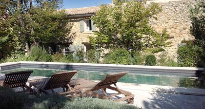 Maison du Lac avec piscine privée, en DrÎme Provençale