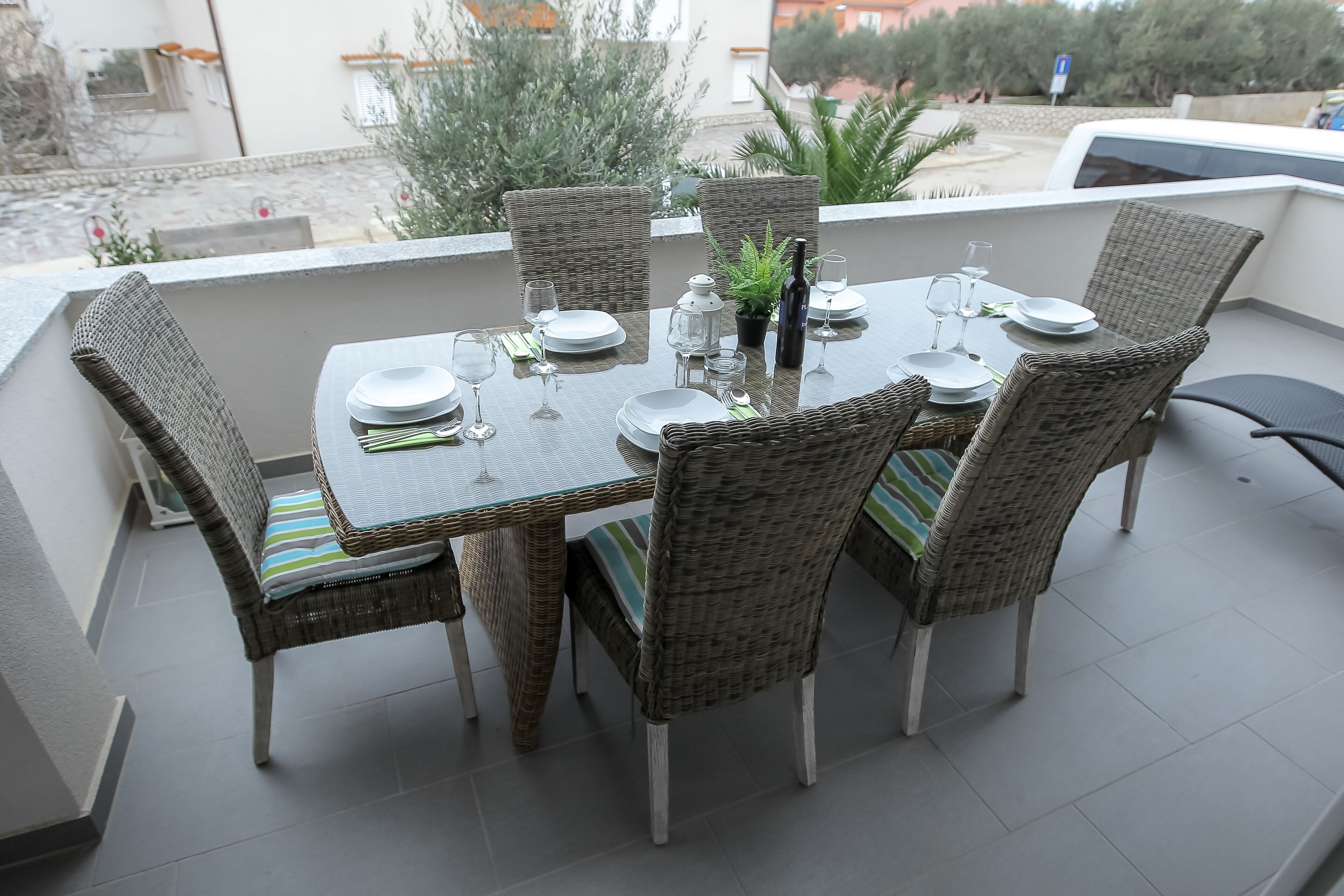 屋外ダイニングエリア