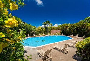 Et oppvarmet basseng