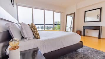 1 bedroom, in-room safe, desk, iron/ironing board