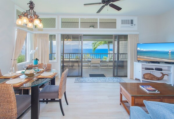 Dining - Luxurious remodeled townhouse with gorgeous ocean, island, golf course AND coastal views! (Lahaina)